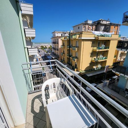 Alevon Hotel Rimini Eksteriør bilde
