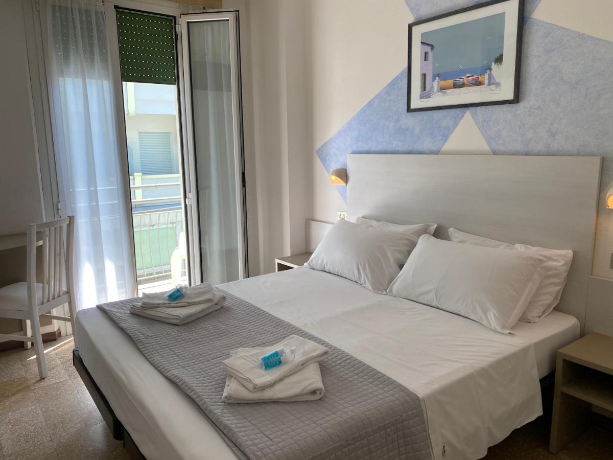 Alevon Hotel Rimini Eksteriør bilde