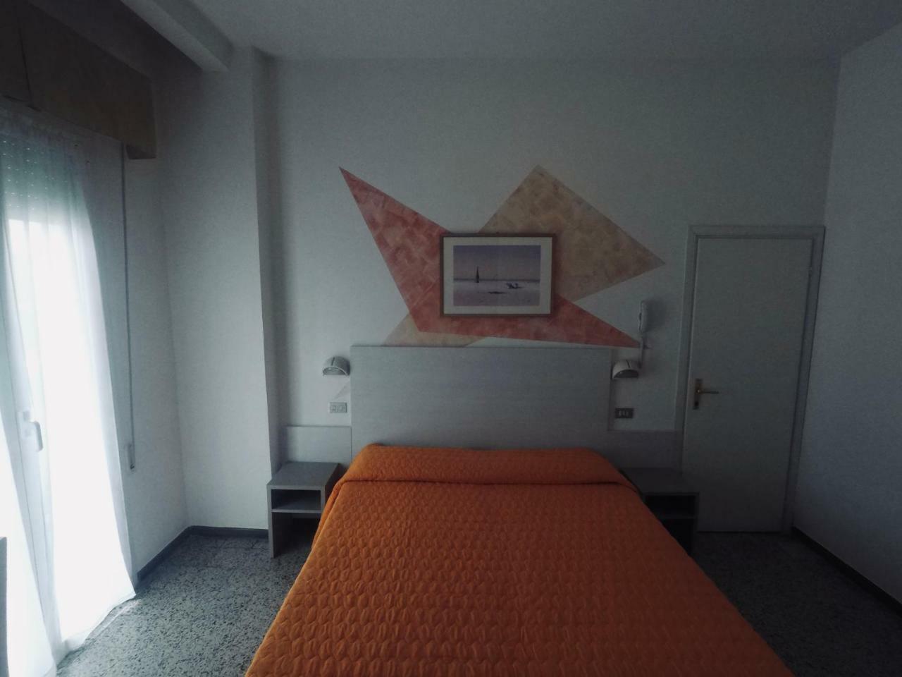 Alevon Hotel Rimini Eksteriør bilde