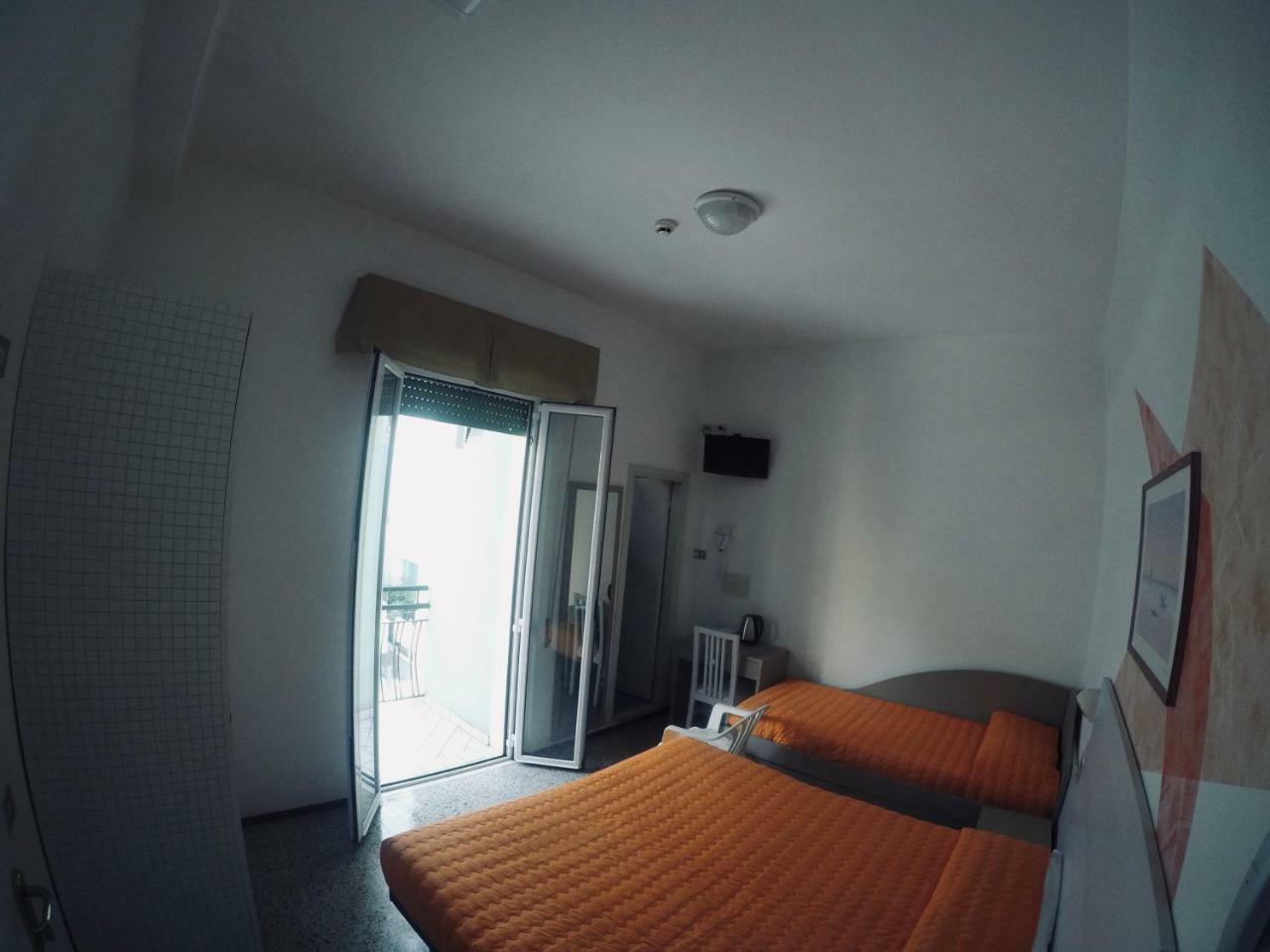 Alevon Hotel Rimini Eksteriør bilde
