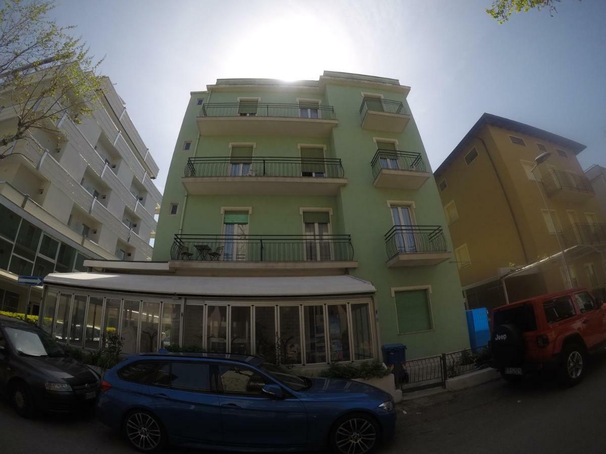 Alevon Hotel Rimini Eksteriør bilde